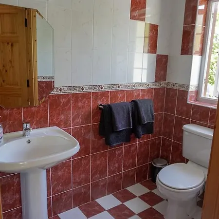 Kilcar Lodge Bed & Breakfast Kilcar