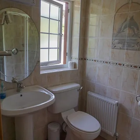 Kilcar Lodge *